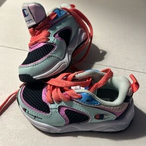 Toddler shoes